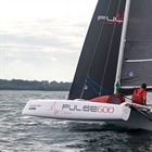 Trimaran s sebou