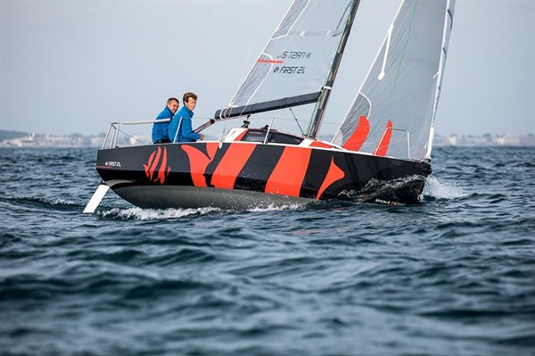 Beneteau First 24 pro milovníky rychlosti