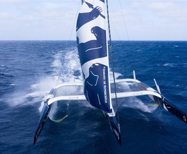 Kolize s UFO pro Gitana Team