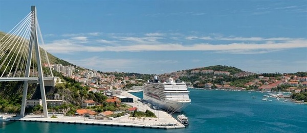 Letos v Dubrovníku 400 cruiserů