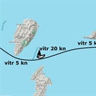 Tinos a 50 uzlů bájného větru