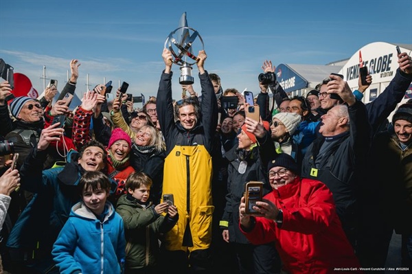 Charlie Dalin při Vendée bojoval s rakovinou