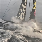 Nový rekord v plavbě kolem světa 40 dnů a 10 hodin