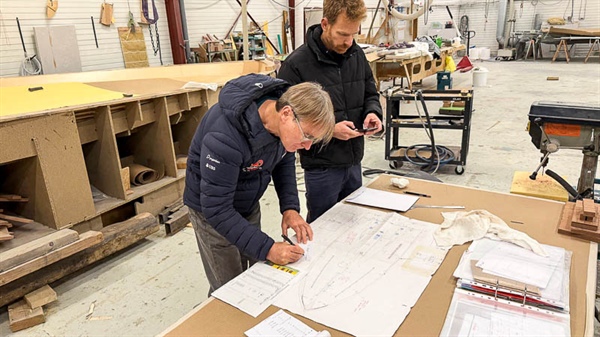 Milan Koláček staví novou Class40