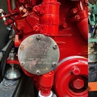 Motor běží a rozezní se alarm