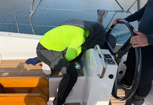 Co to ksakru dělá?