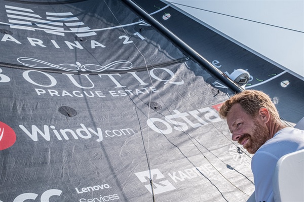 První závod Milana Koláčka na nové jachtě Ocean Call
