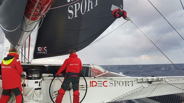 Jules Verne Trophy nejsou jen úspěchy